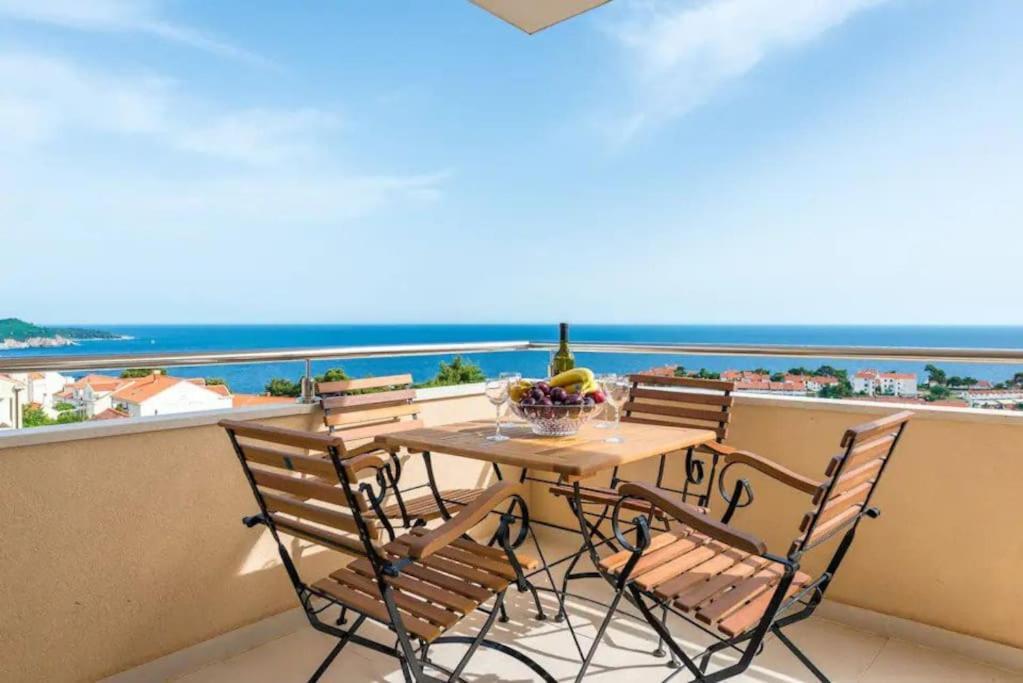 Apartment Belvedere With Magnificent Sea View Terrace Дубровник Экстерьер фото